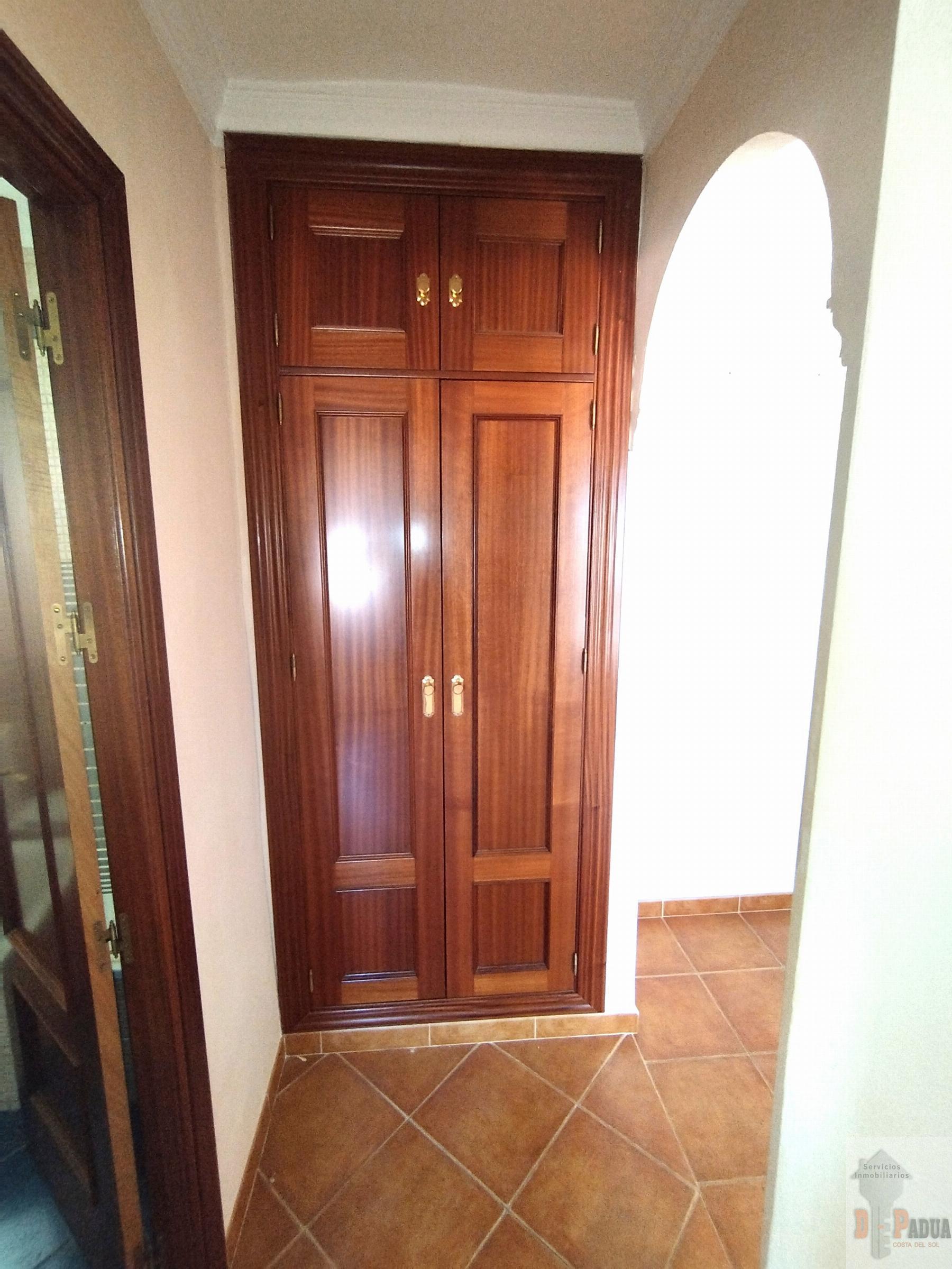 For sale of flat in Campillos
