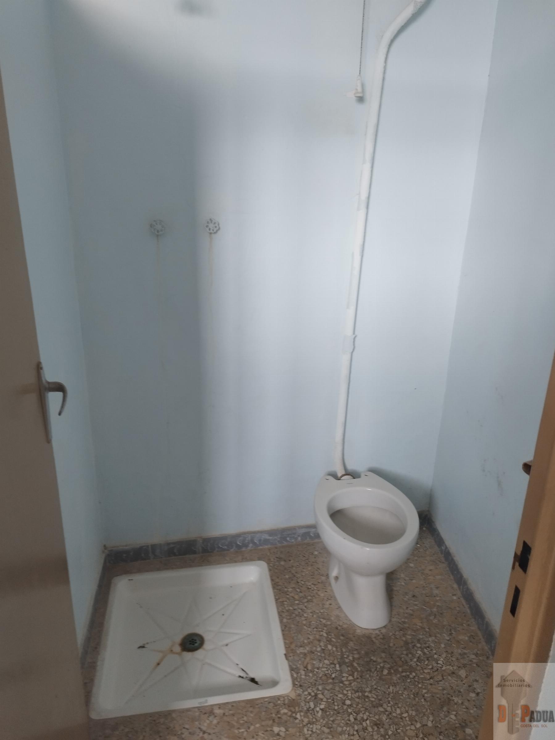 For sale of house in Campillos