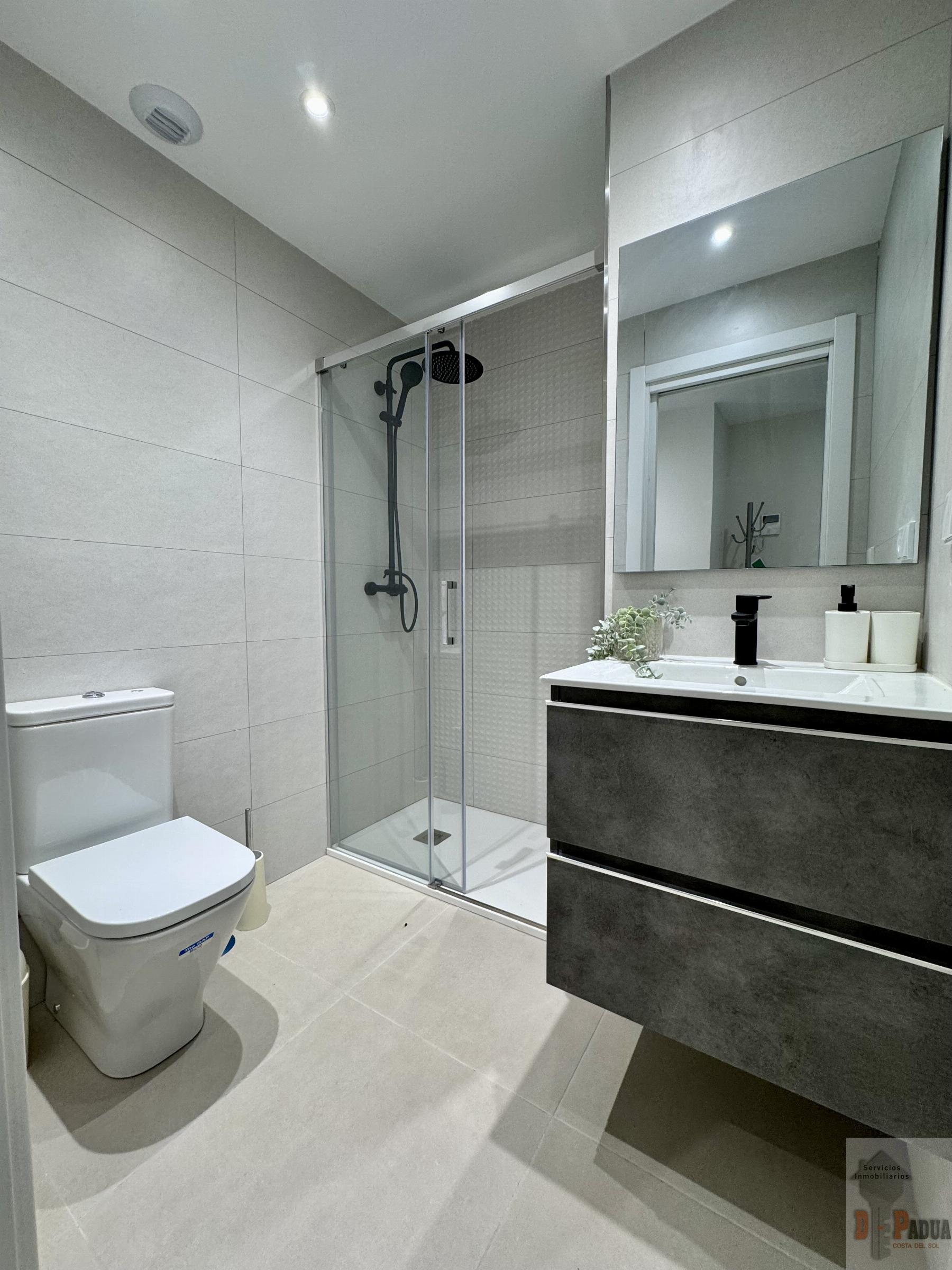 For sale of flat in Valle-Niza