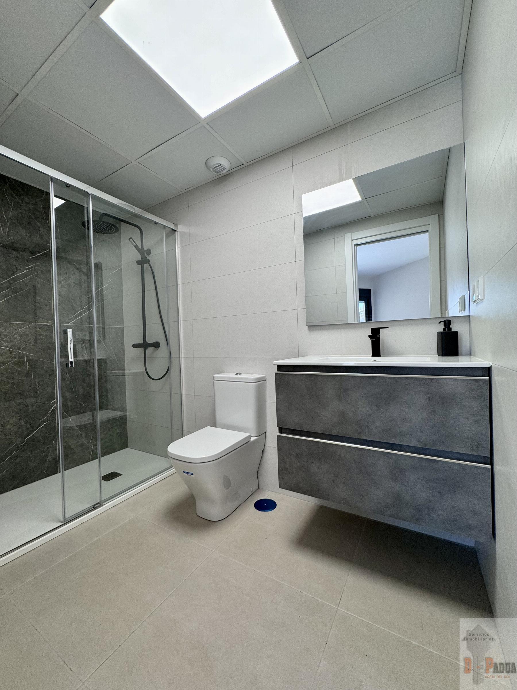 For sale of flat in Valle-Niza