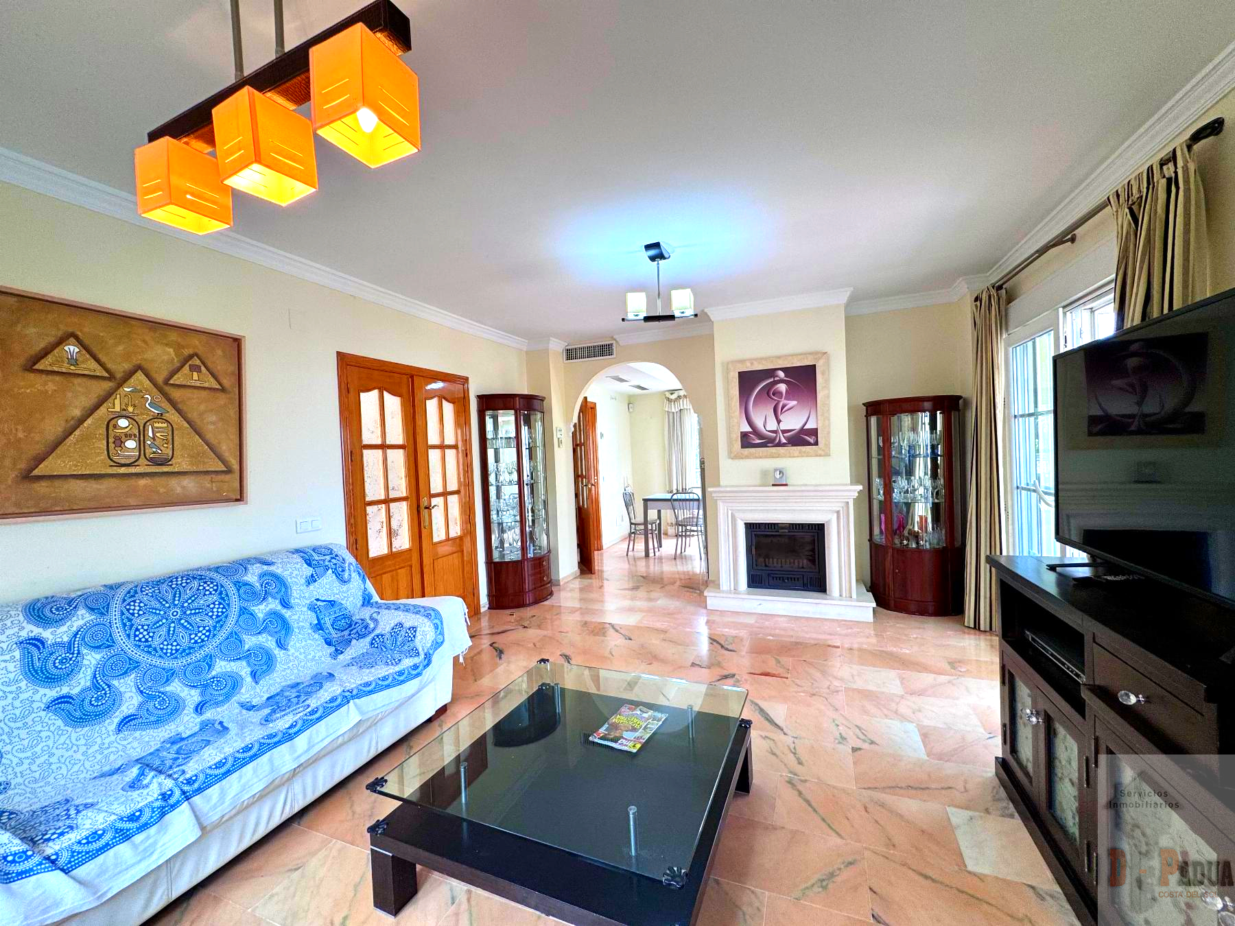 For sale of chalet in Benajarafe