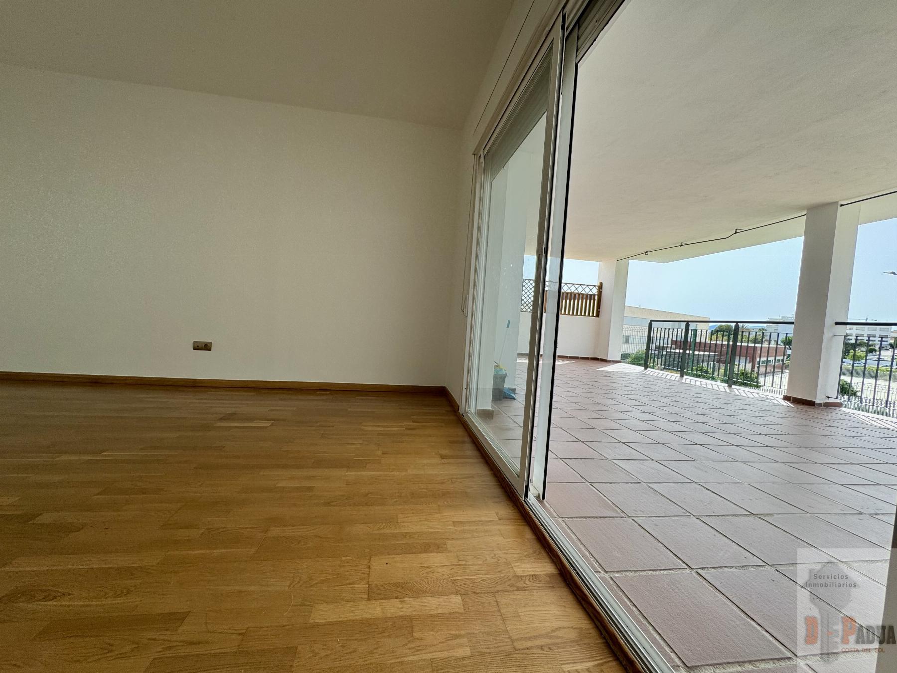 Venta de piso en Rincón de la Victoria