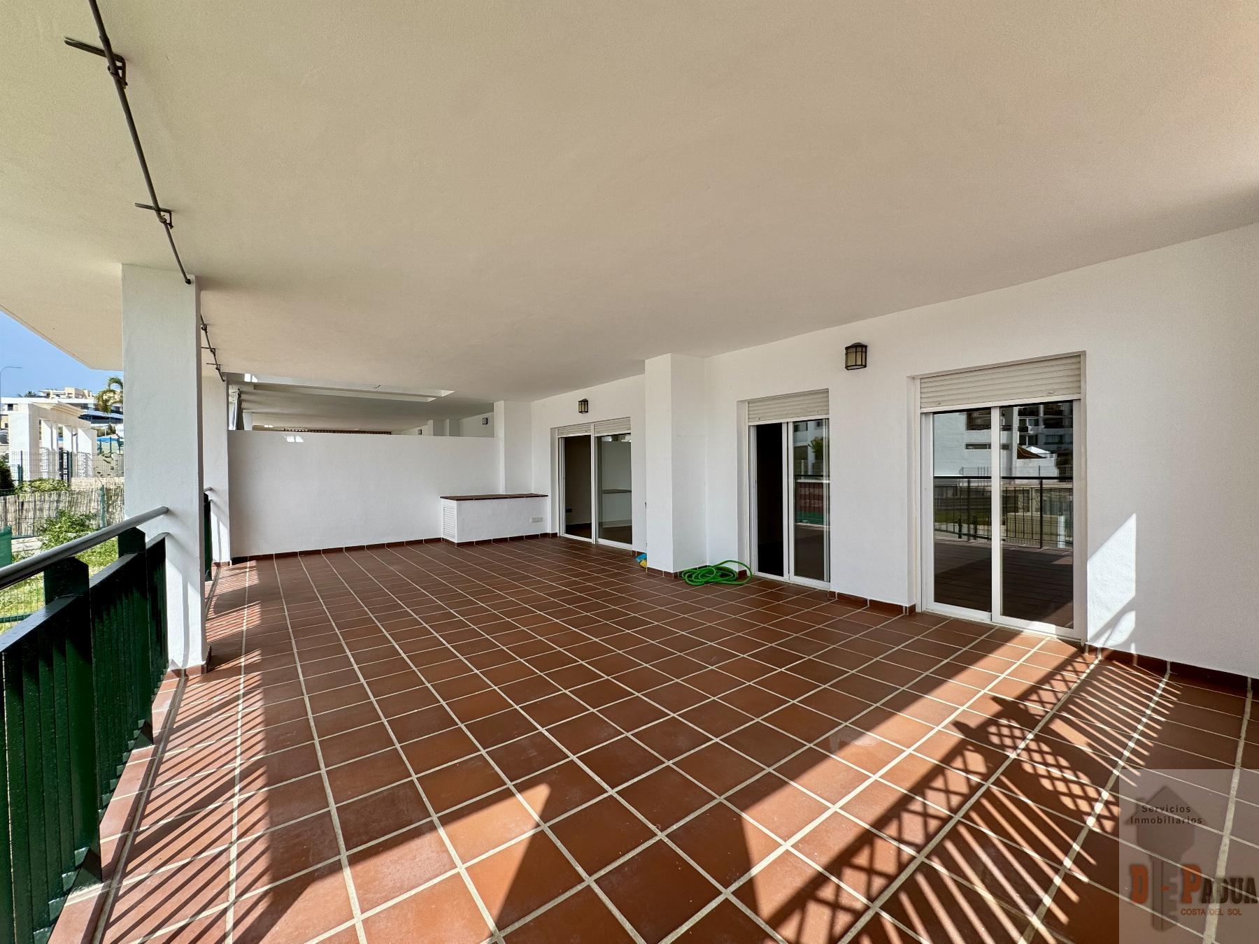 Venta de piso en Rincón de la Victoria