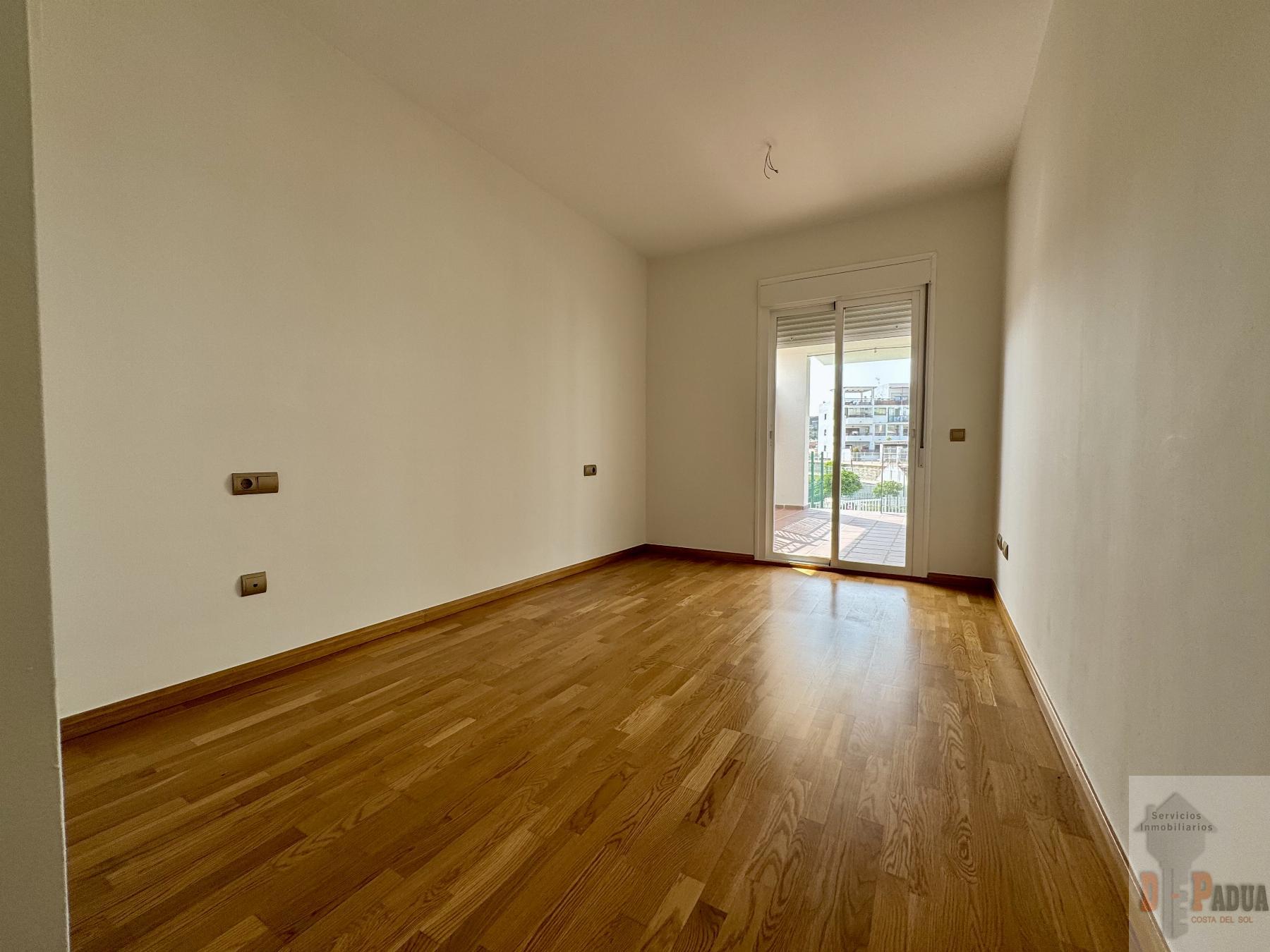 Venta de piso en Rincón de la Victoria