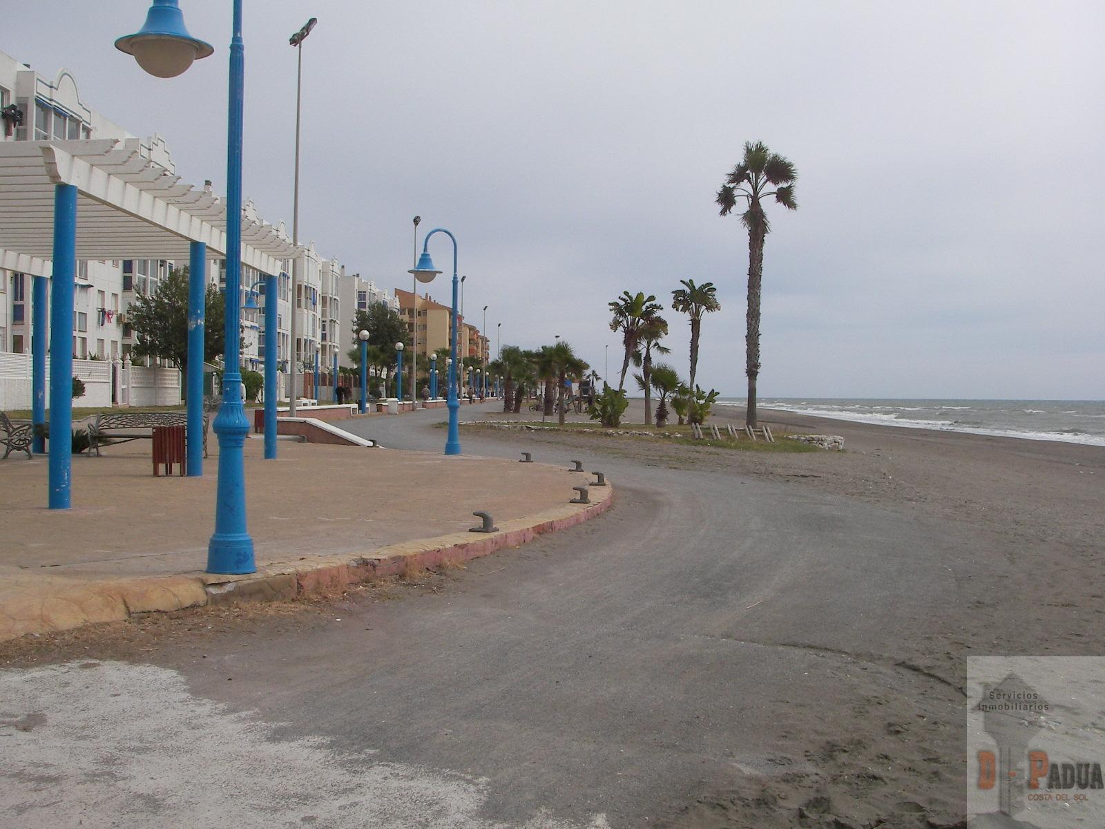Venta de piso en Rincón de la Victoria
