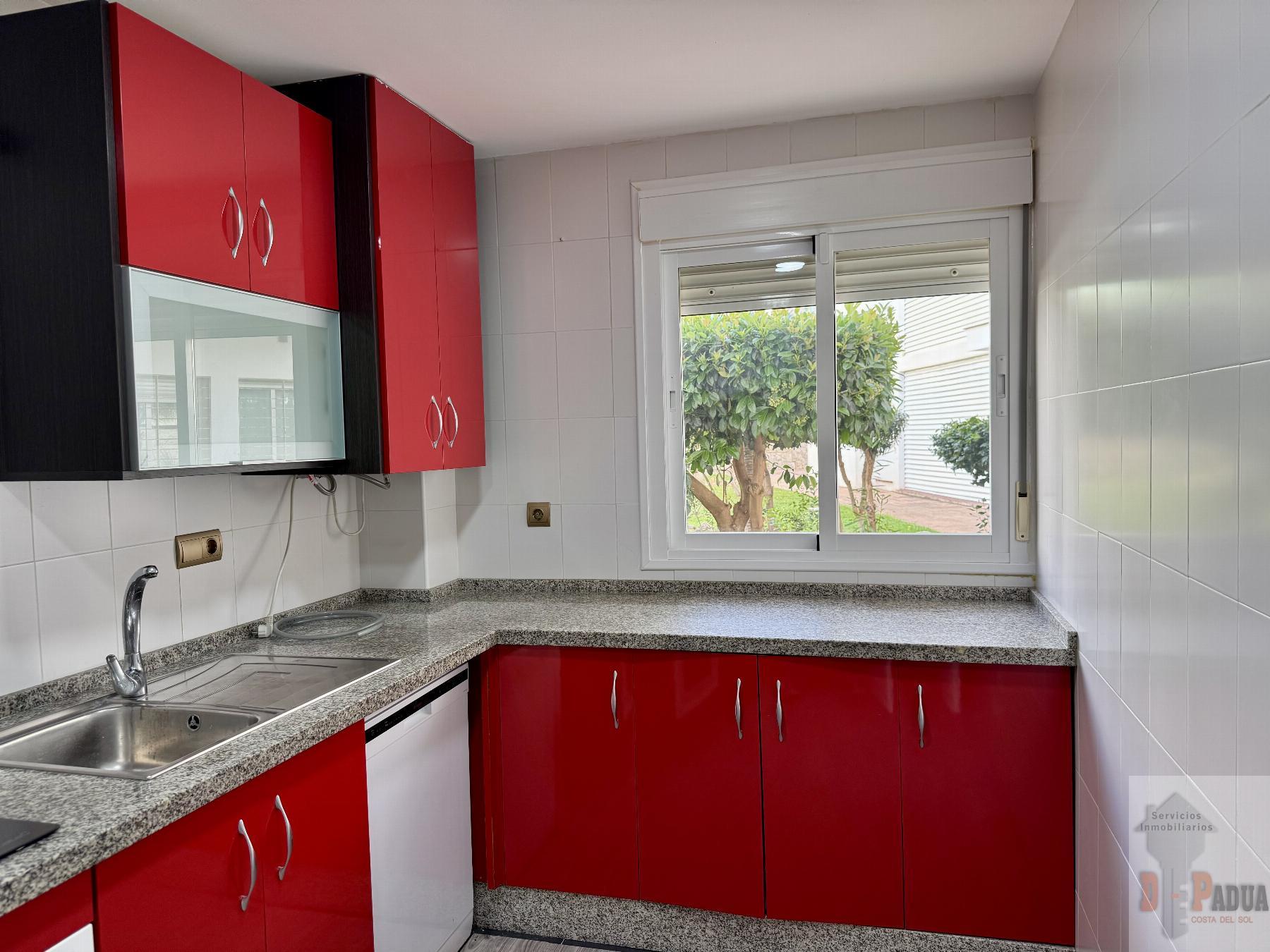 Venta de piso en Rincón de la Victoria