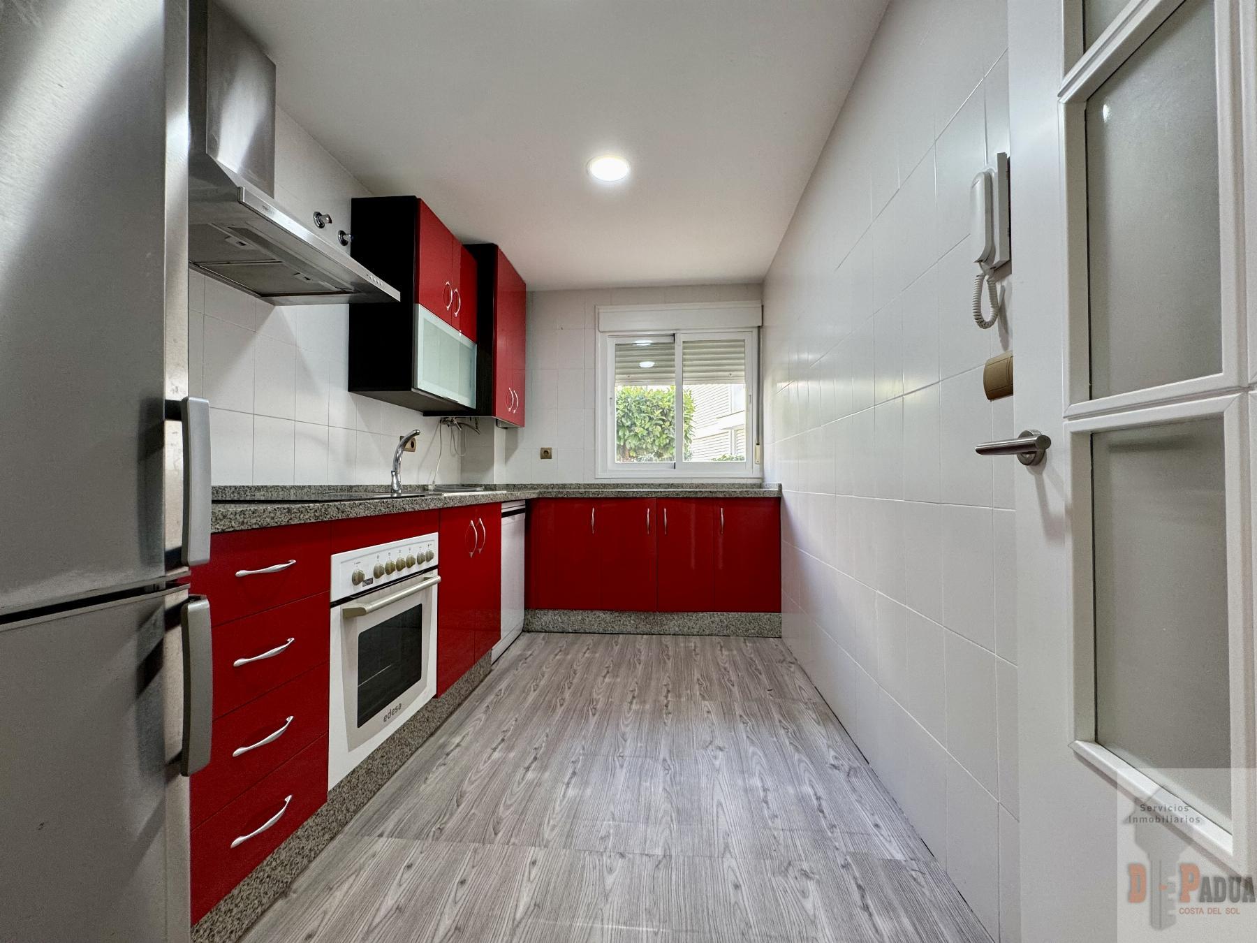 Venta de piso en Rincón de la Victoria