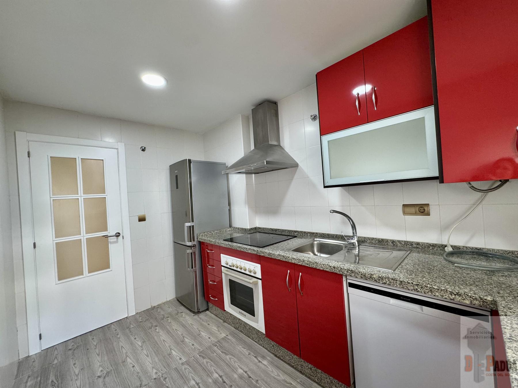 Venta de piso en Rincón de la Victoria
