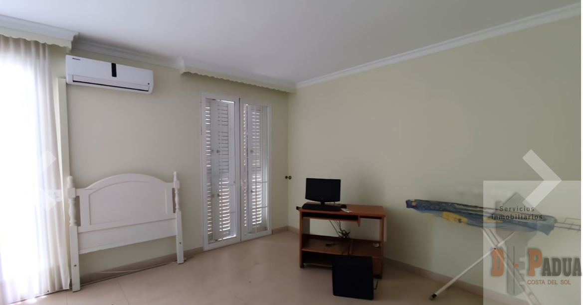 For sale of flat in Campillos