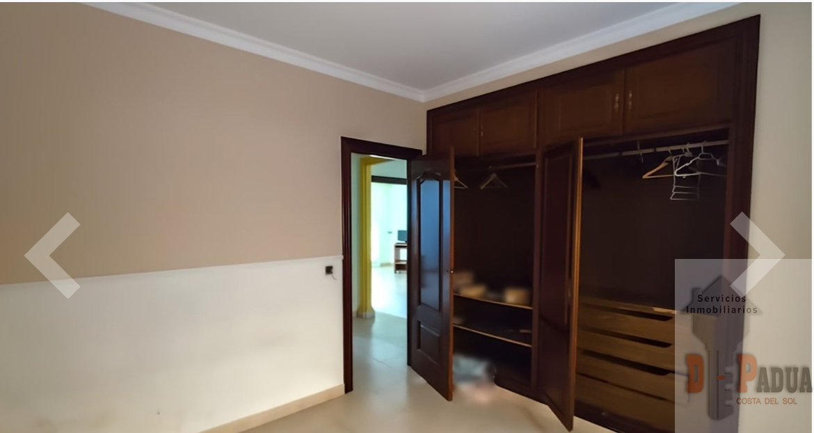 For sale of flat in Campillos