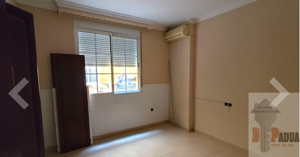 For sale of flat in Campillos