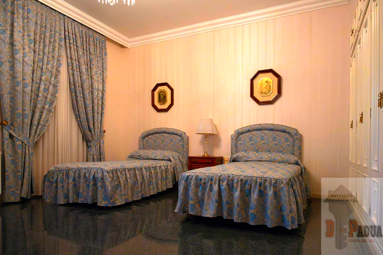Venta de chalet en Campillos