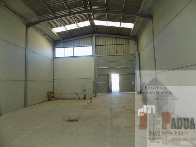 Venta de nave en Campillos