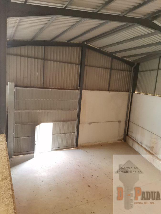 Venta de nave en Campillos
