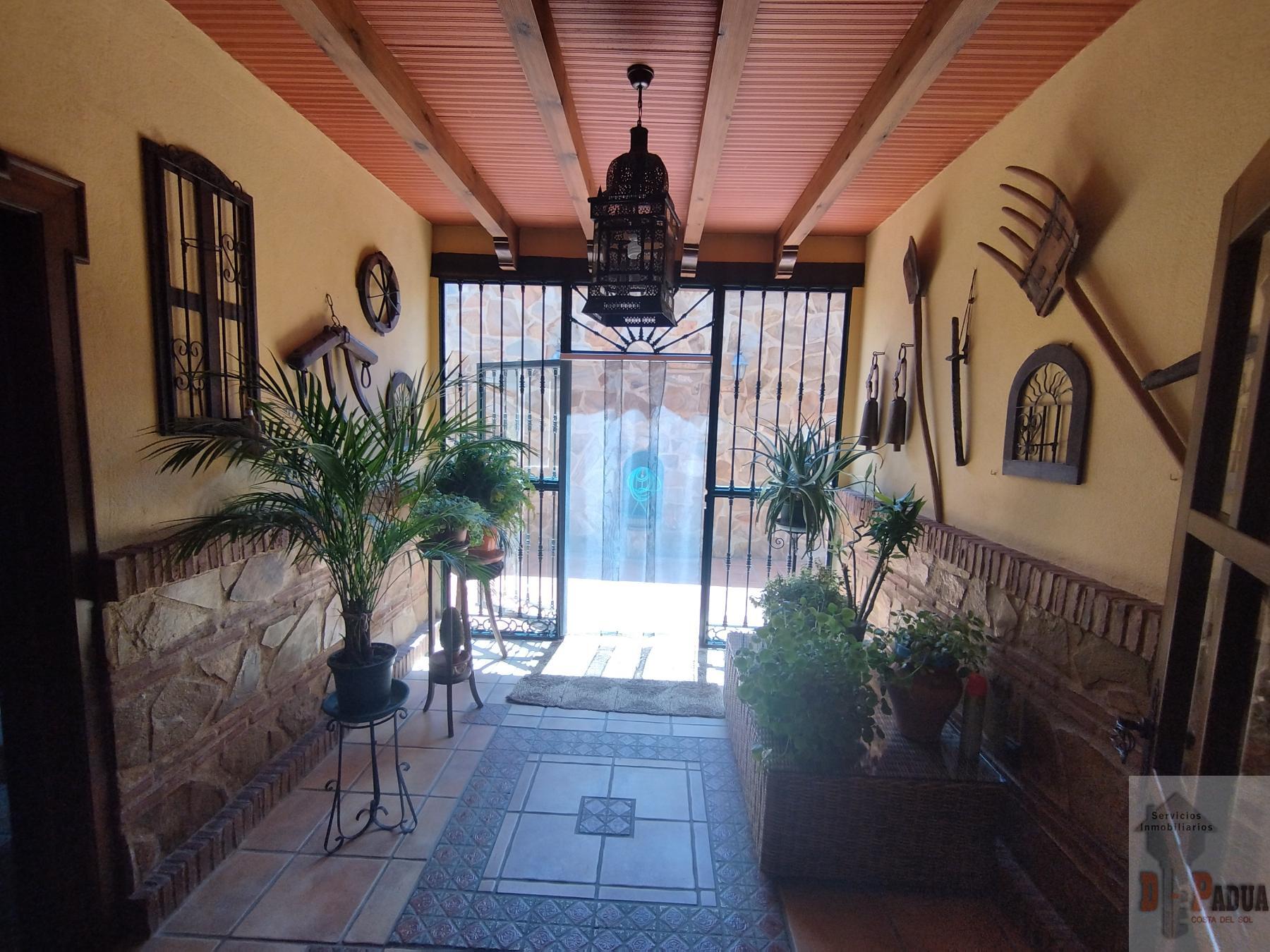 Venta de chalet en Campillos