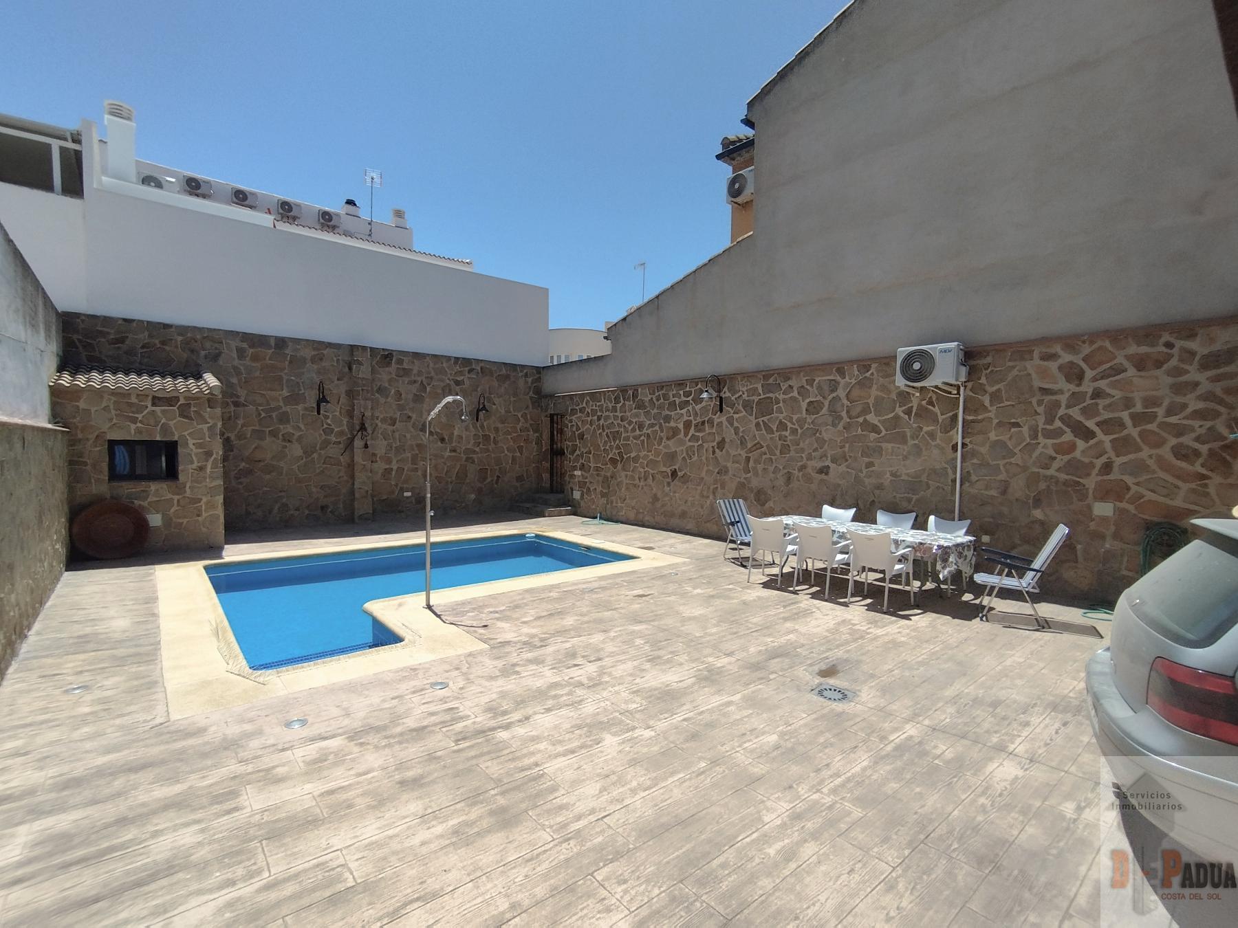 Venta de chalet en Campillos