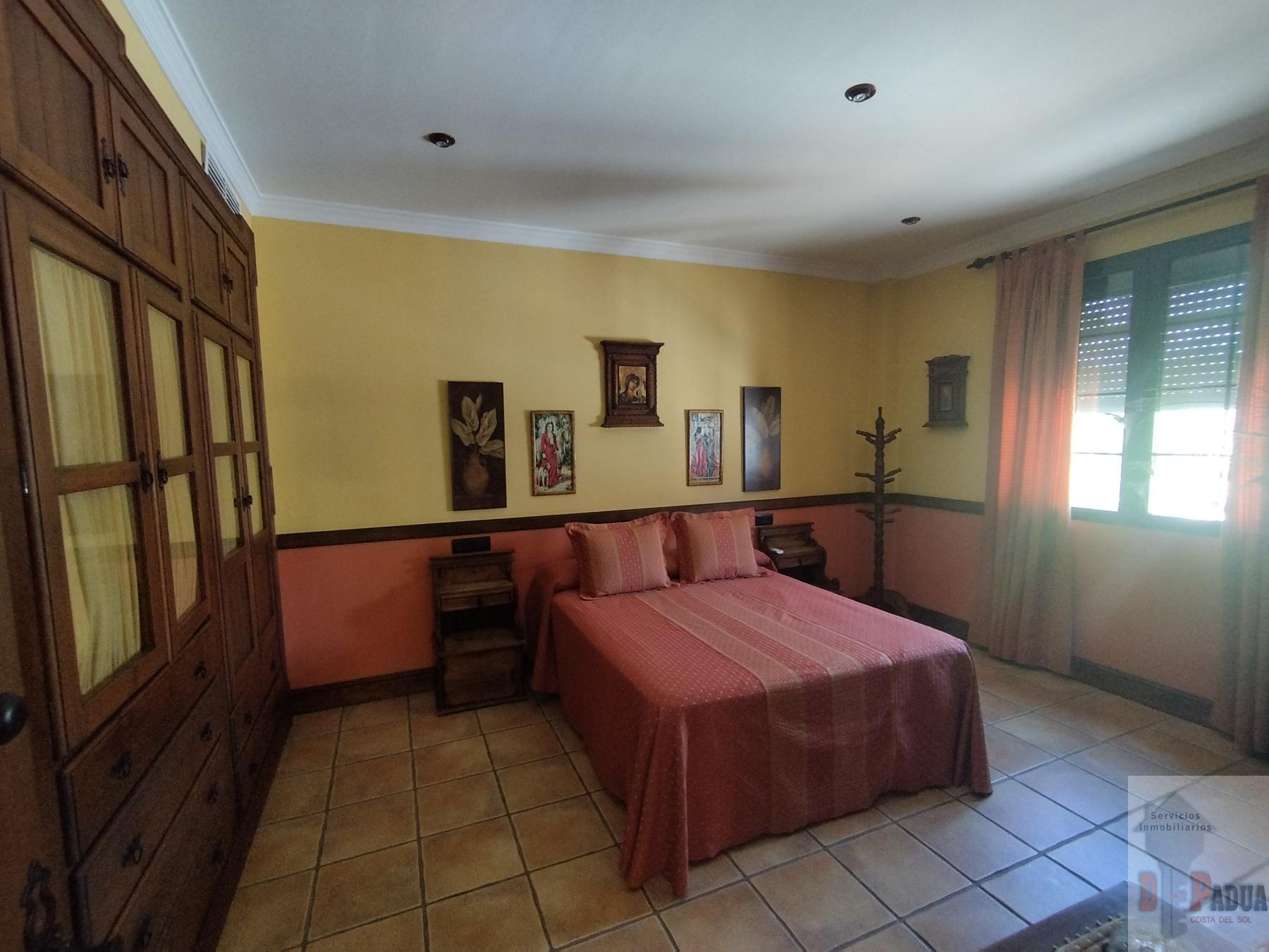 Venta de chalet en Campillos