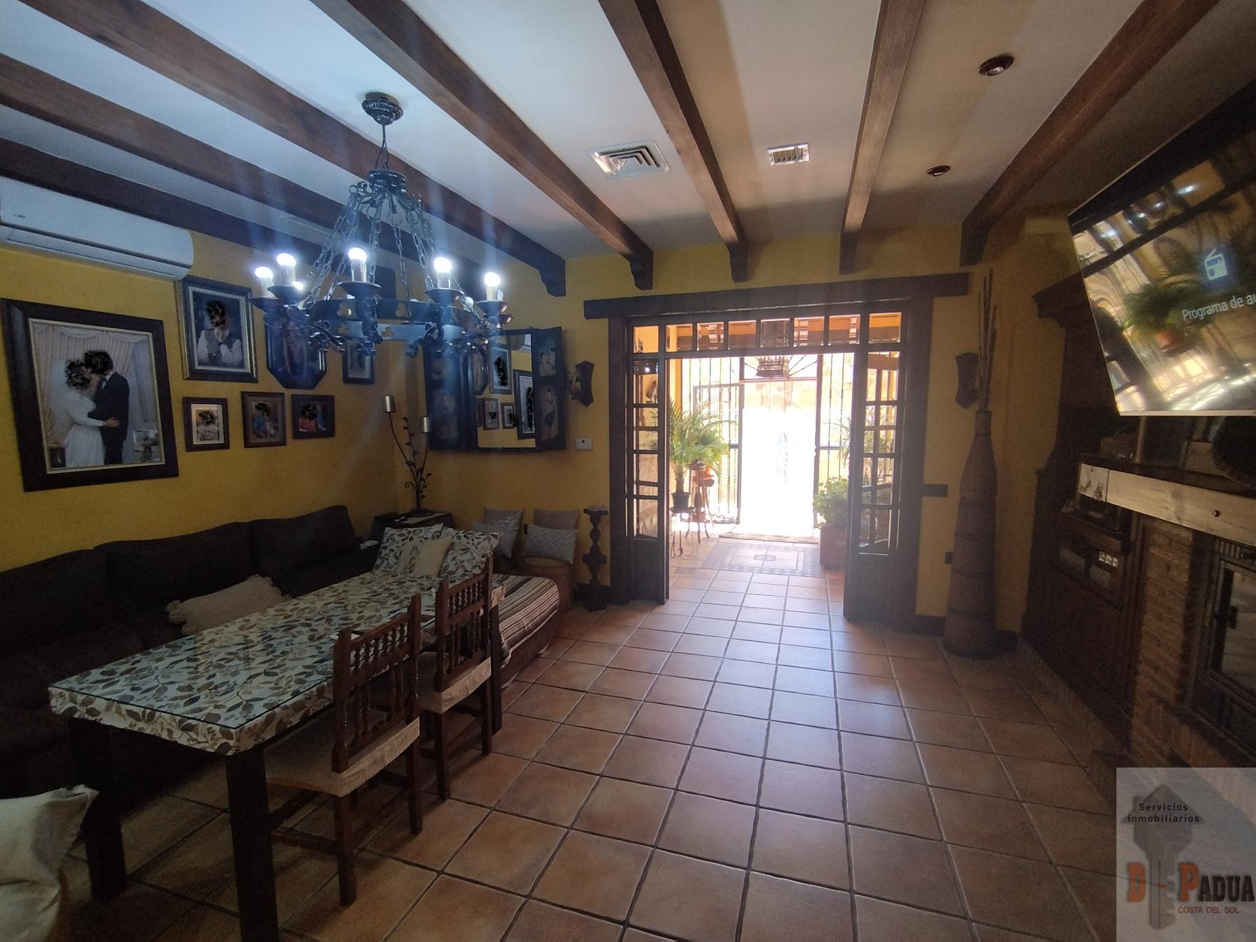 Venta de chalet en Campillos