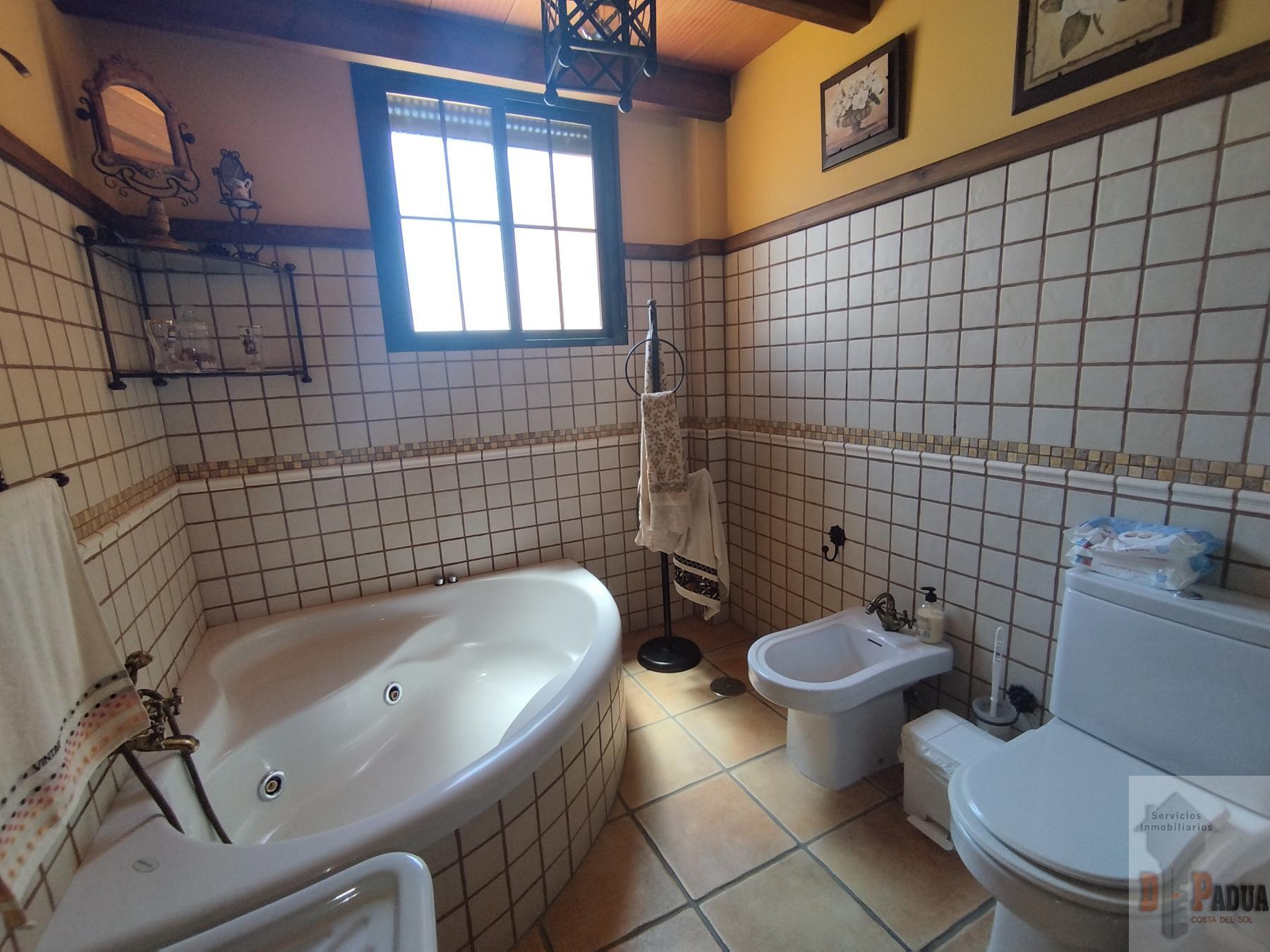 Venta de chalet en Campillos