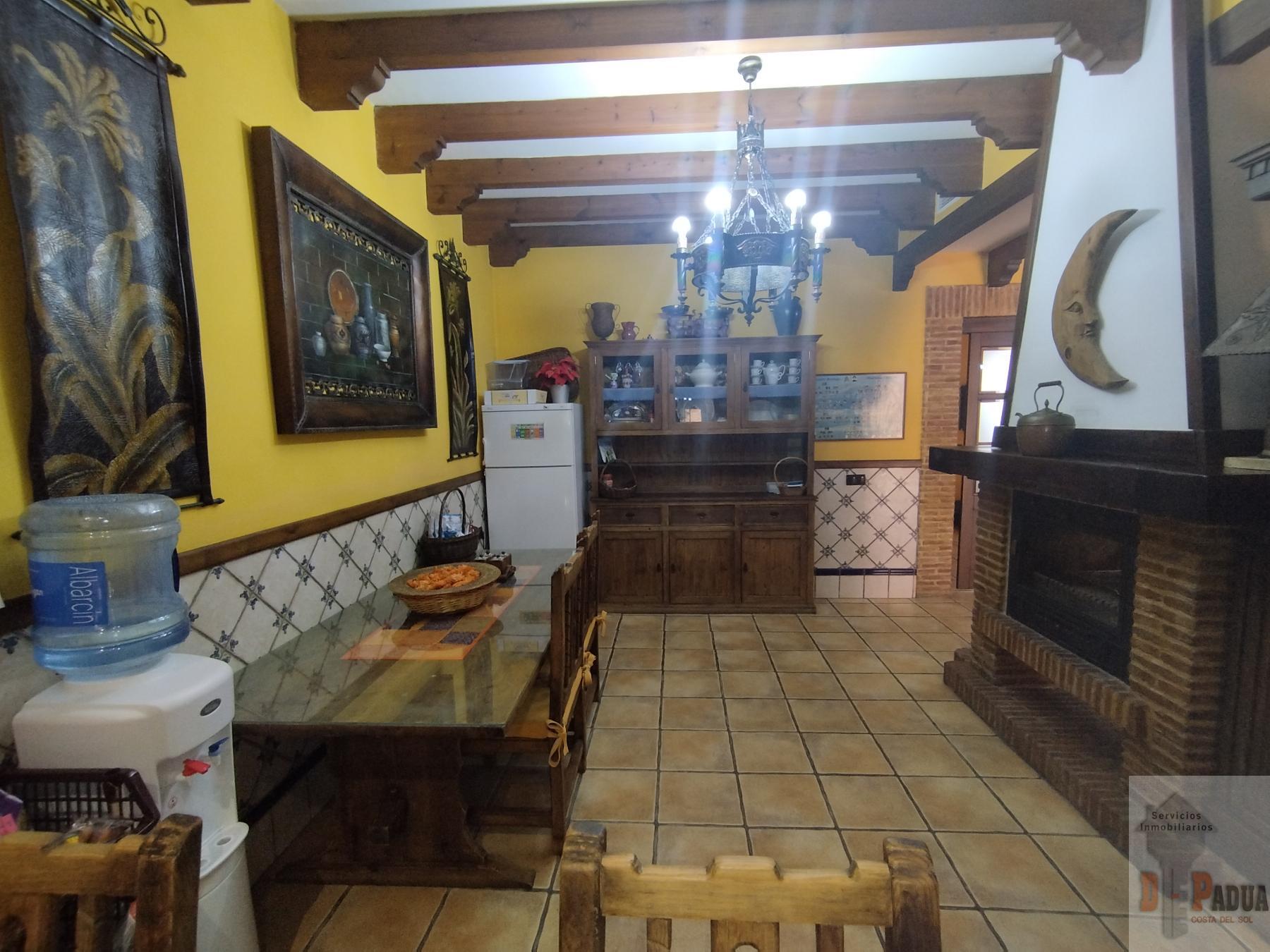 Venta de chalet en Campillos