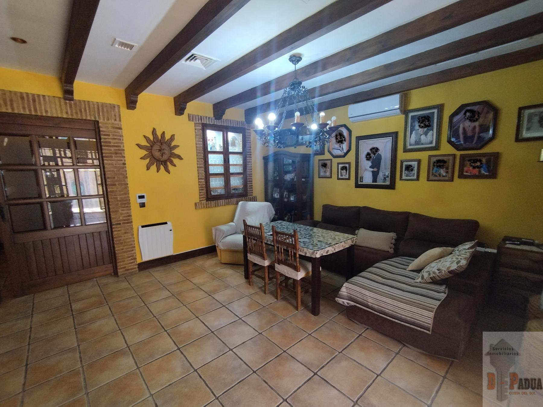 Venta de chalet en Campillos
