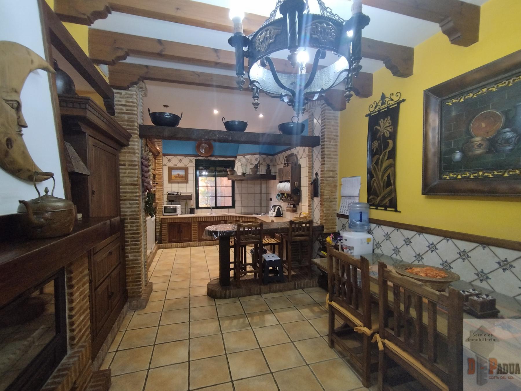 Venta de chalet en Campillos