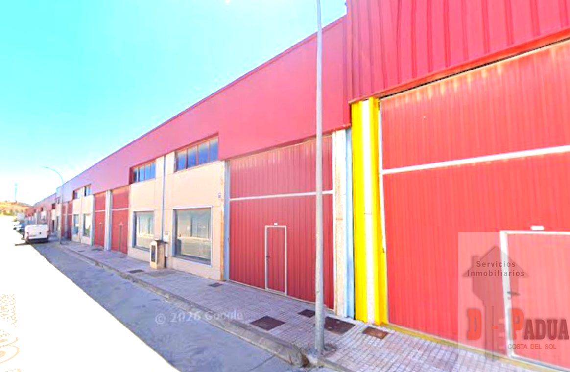 Venta de nave en Campillos