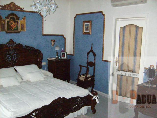 For sale of chalet in Campillos