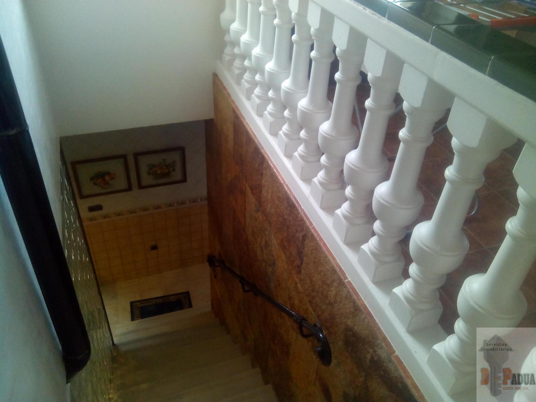 For sale of chalet in Campillos