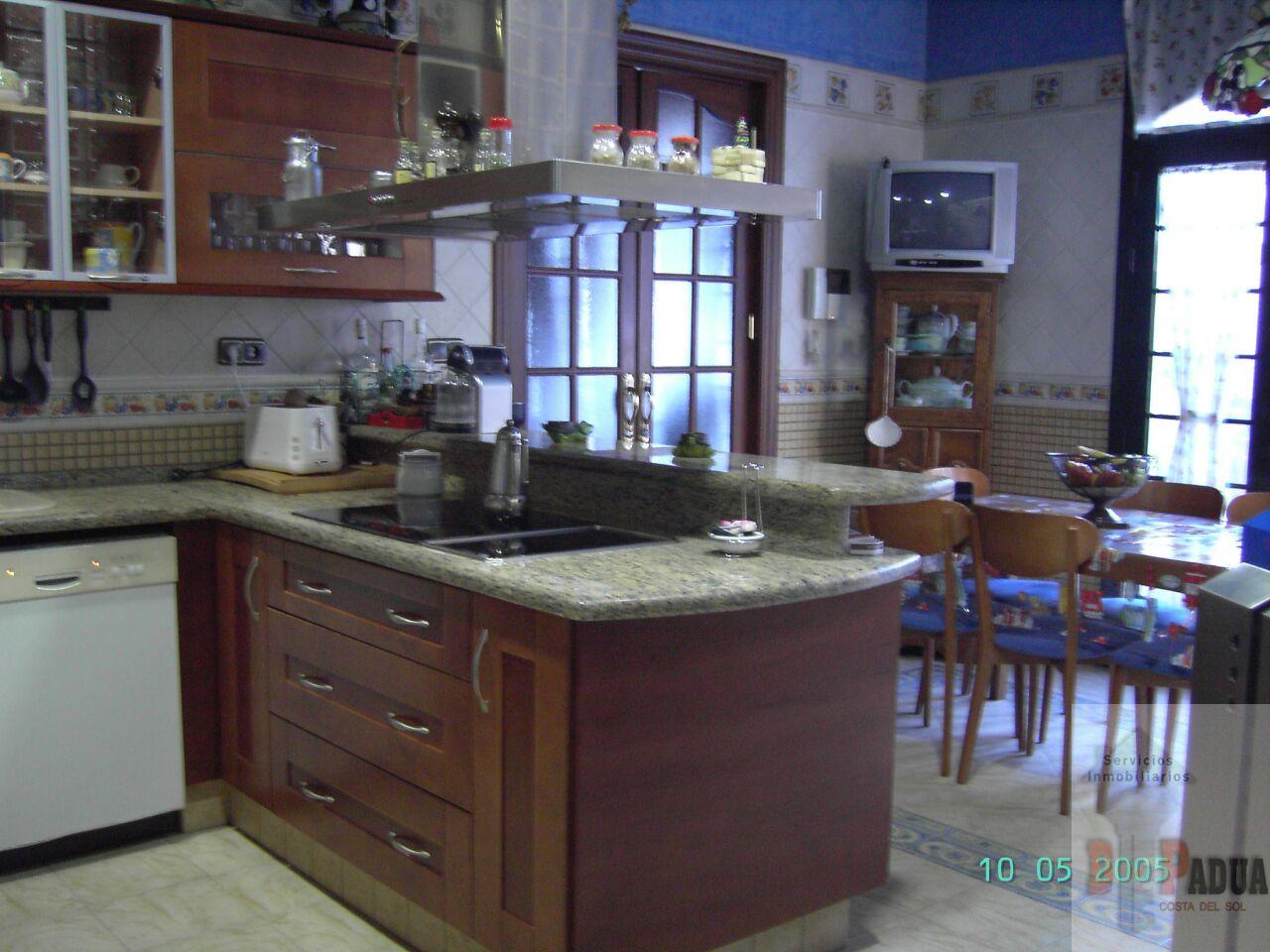 For sale of chalet in Campillos