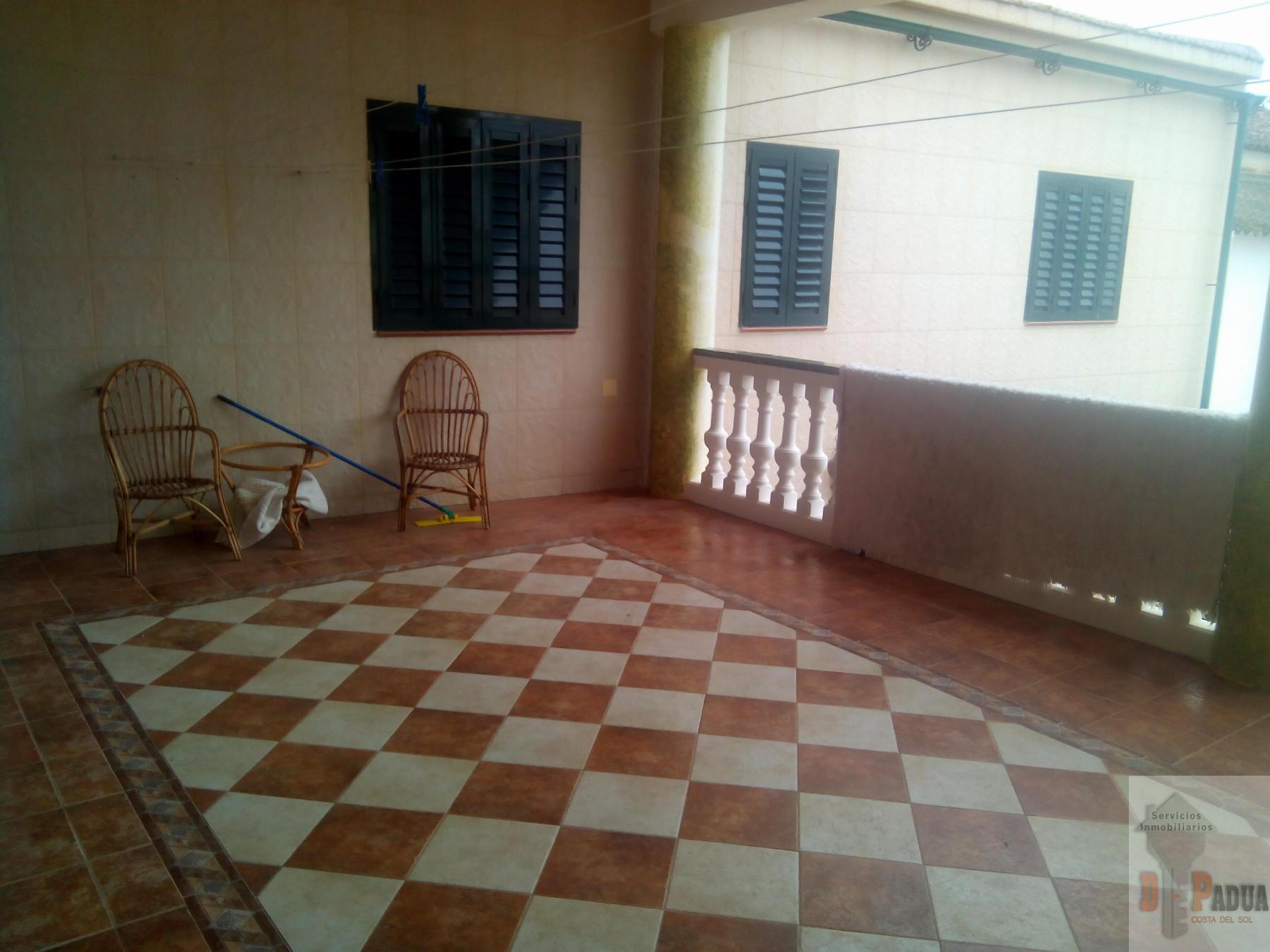 For sale of chalet in Campillos