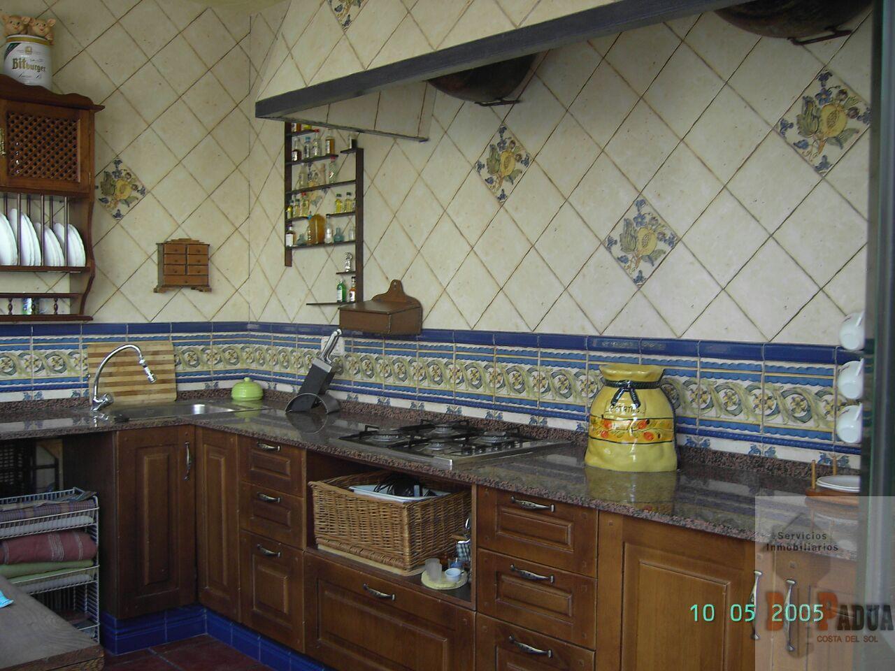 For sale of chalet in Campillos