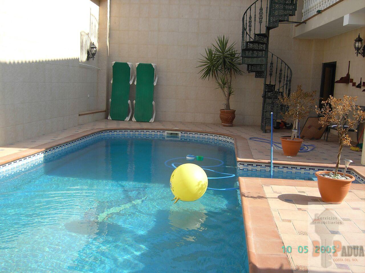 For sale of chalet in Campillos
