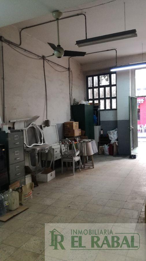 Venta de local comercial en Zaragoza