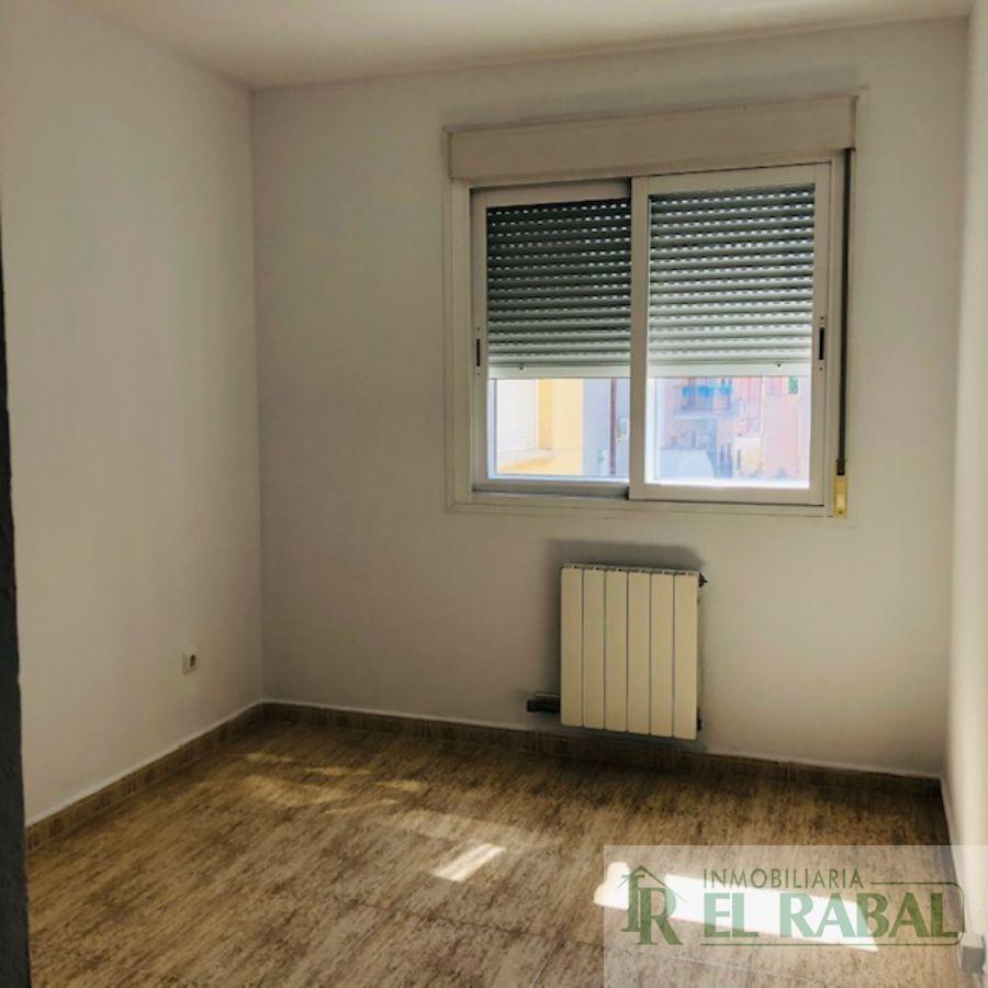 For sale of flat in La Puebla de Alfindén