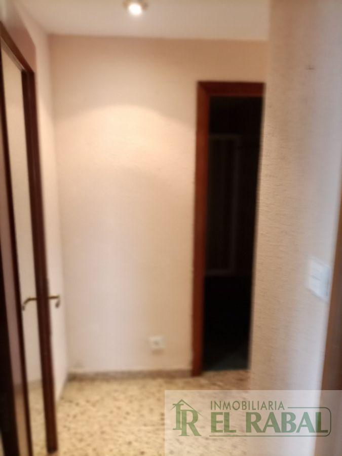 For sale of flat in Zaragoza