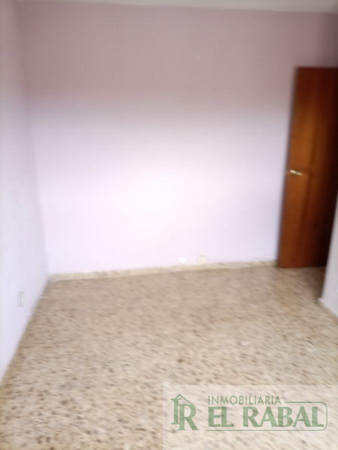 For sale of flat in Zaragoza