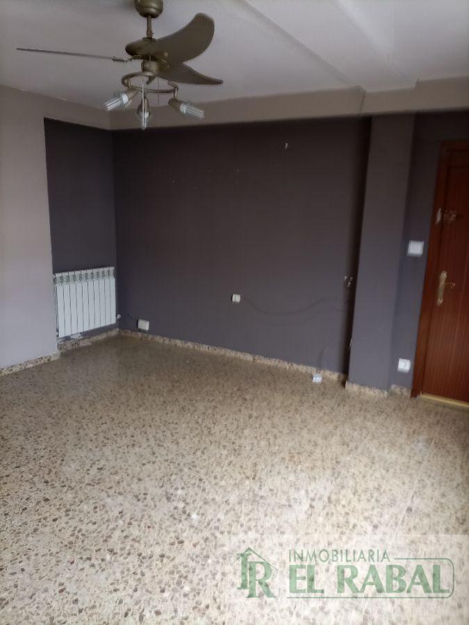 For sale of flat in Zaragoza