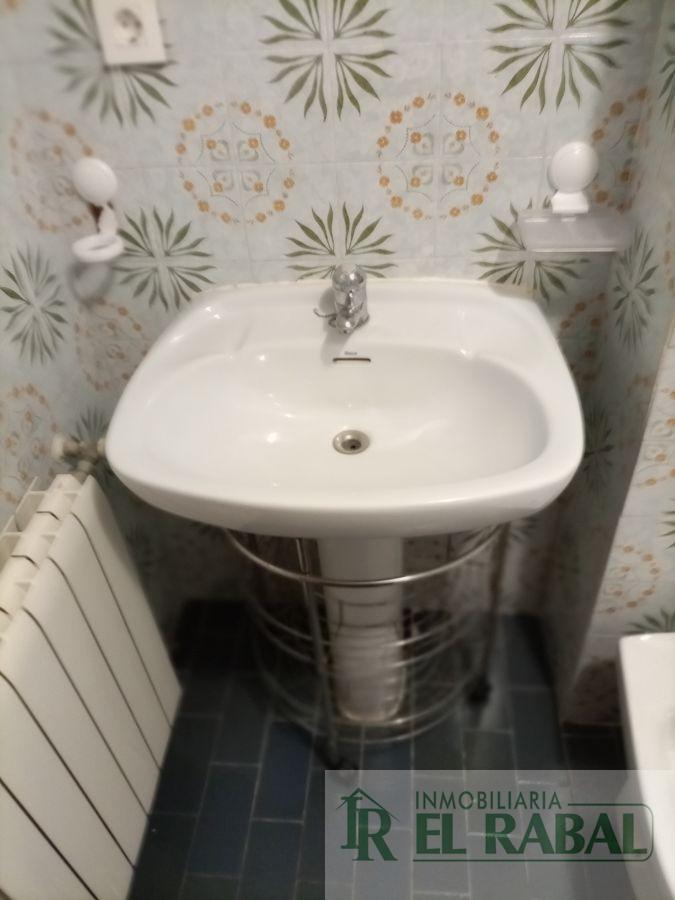 For sale of flat in Zaragoza