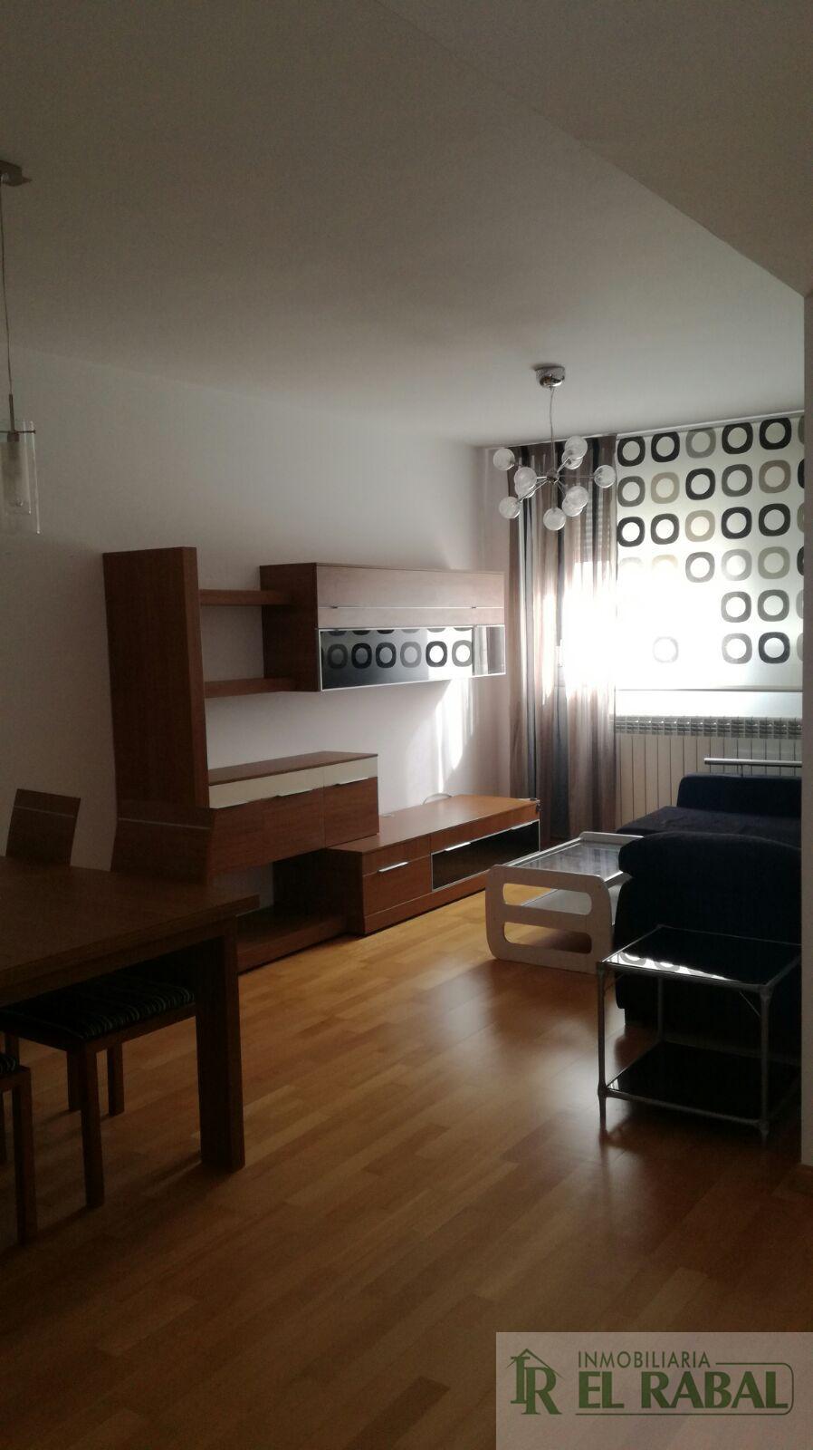 For sale of flat in Zaragoza