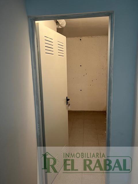 For sale of flat in Zaragoza