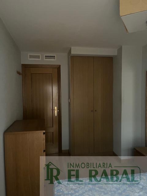 For sale of flat in Zaragoza