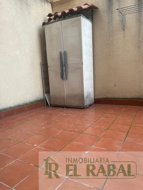 For sale of flat in Zaragoza