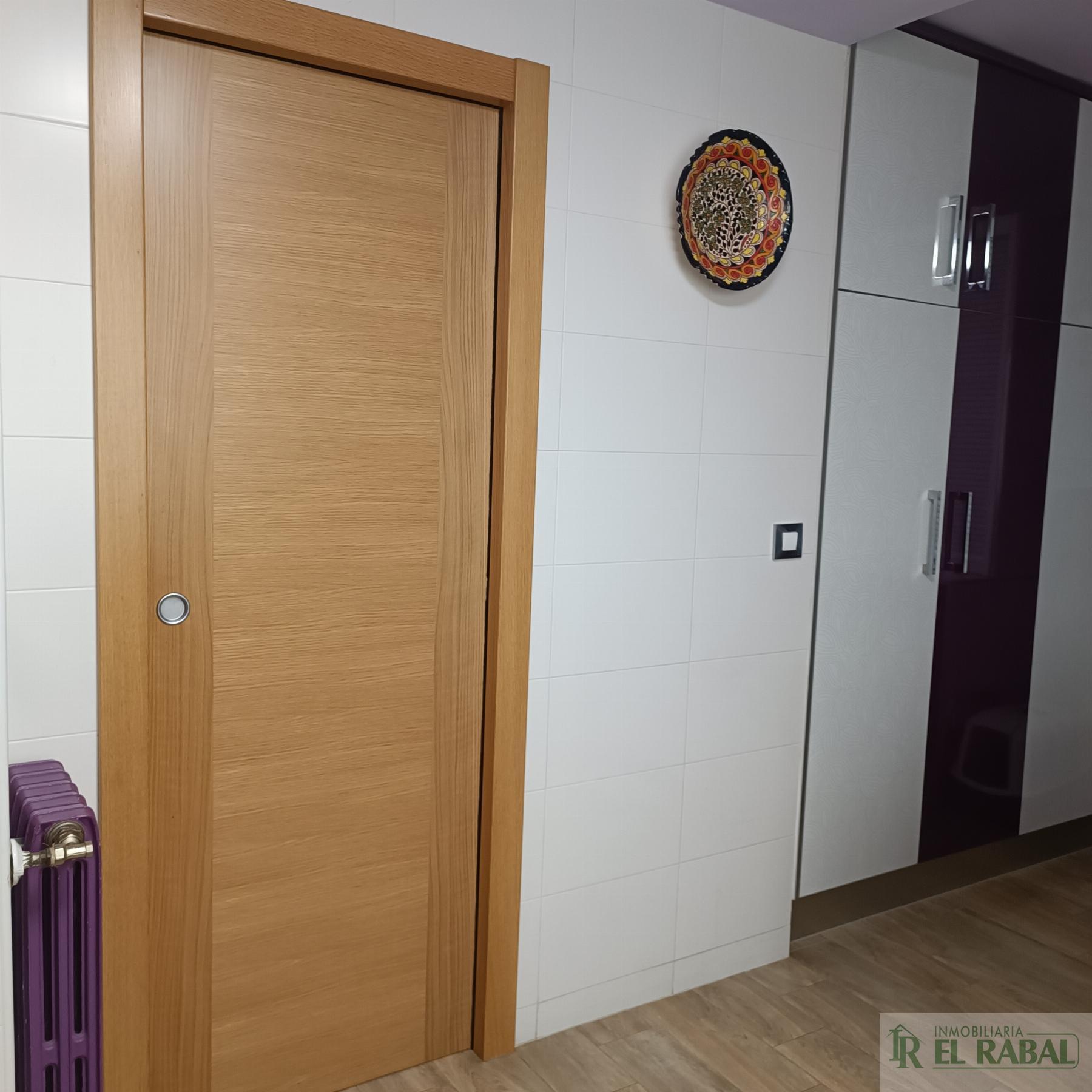 For sale of flat in Zaragoza