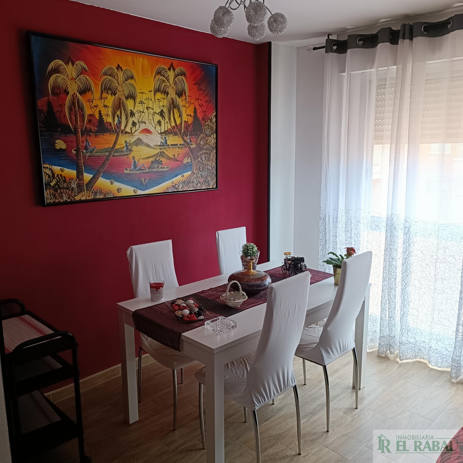 For sale of flat in Zaragoza