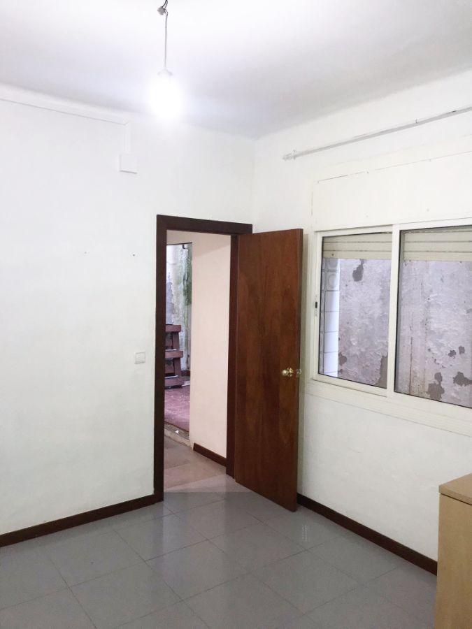 For sale of ground floor in Badalona