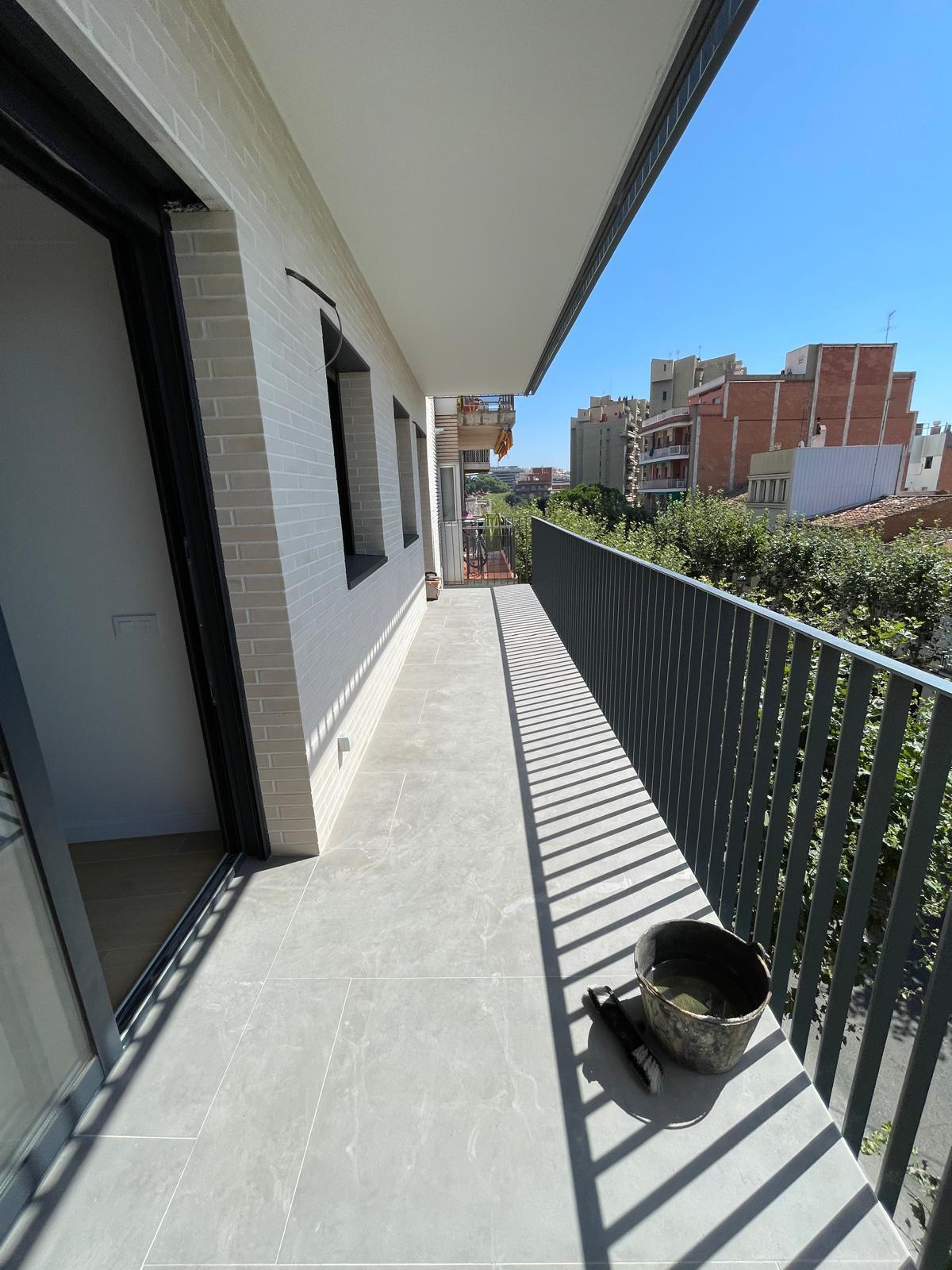 For sale of flat in Badalona