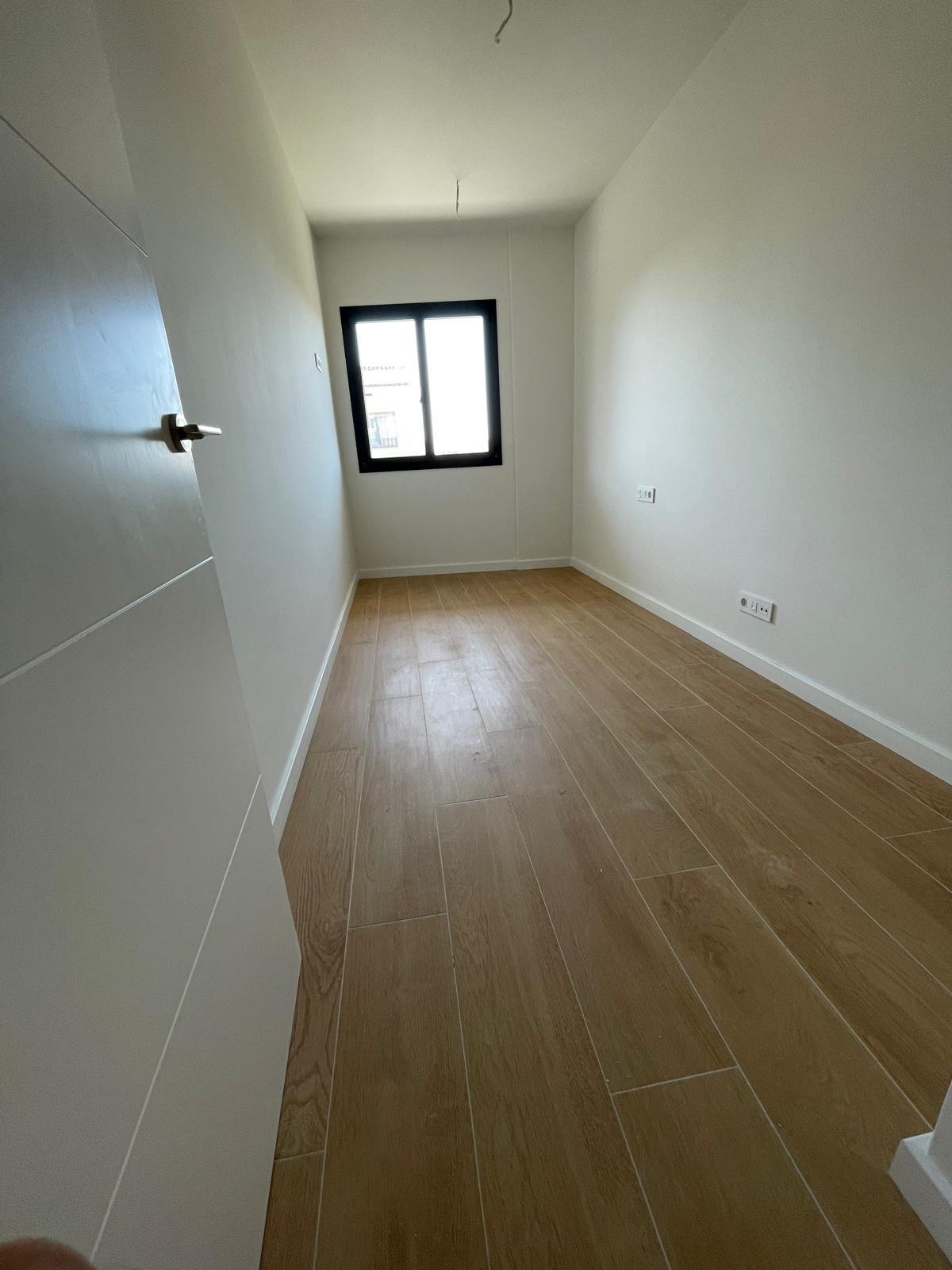 For sale of flat in Badalona