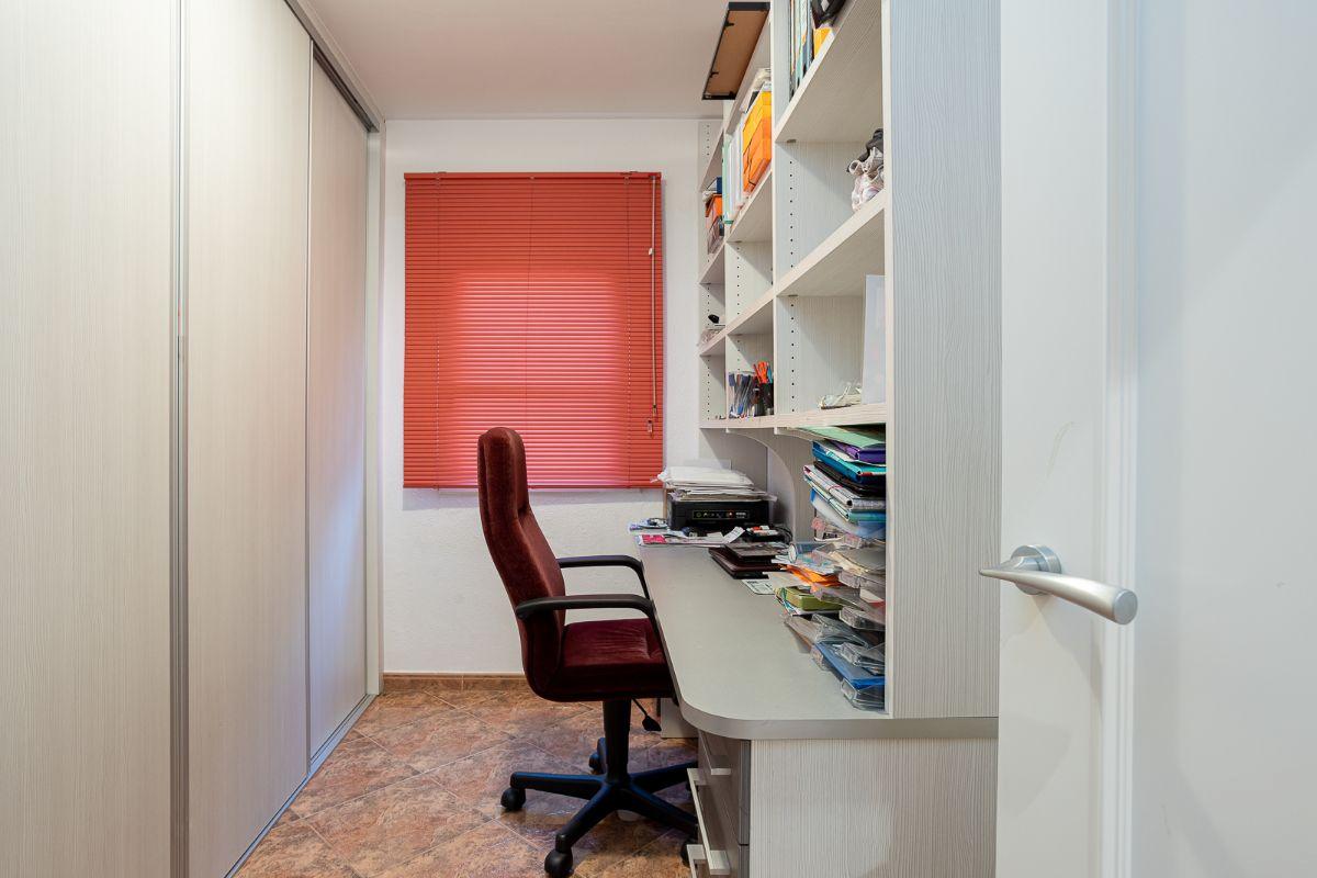 For sale of penthouse in Badalona