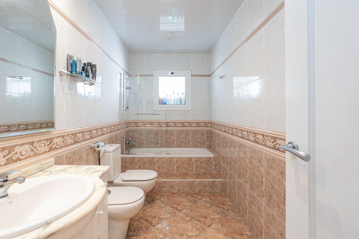 For sale of penthouse in Badalona